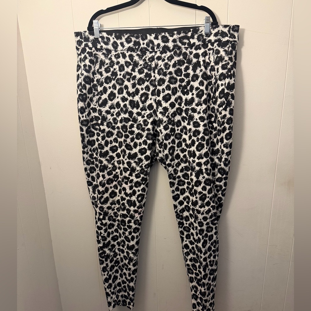Lane Bryant Black and White Leopard Print Leggings